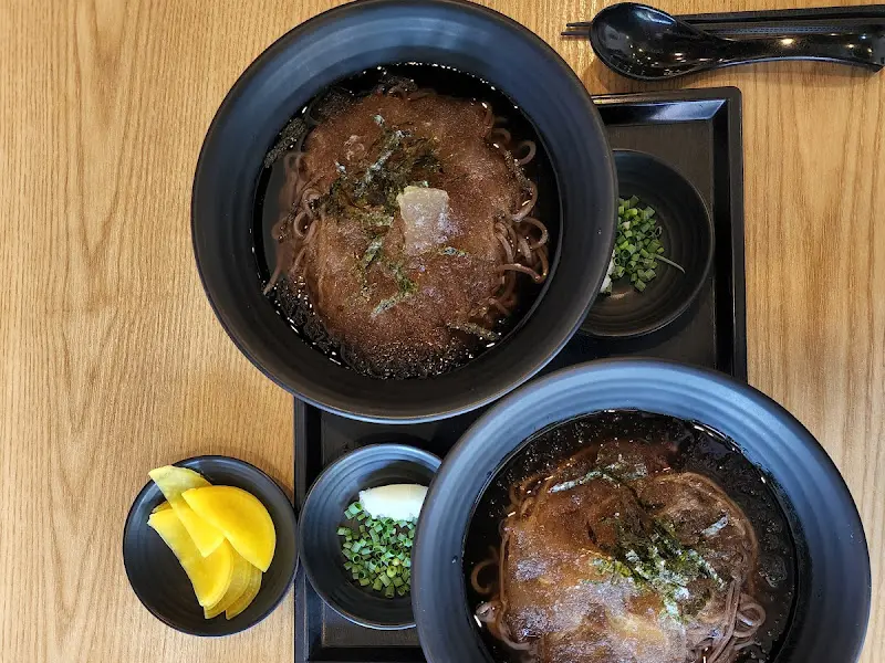 깔끔한 우동 한 상