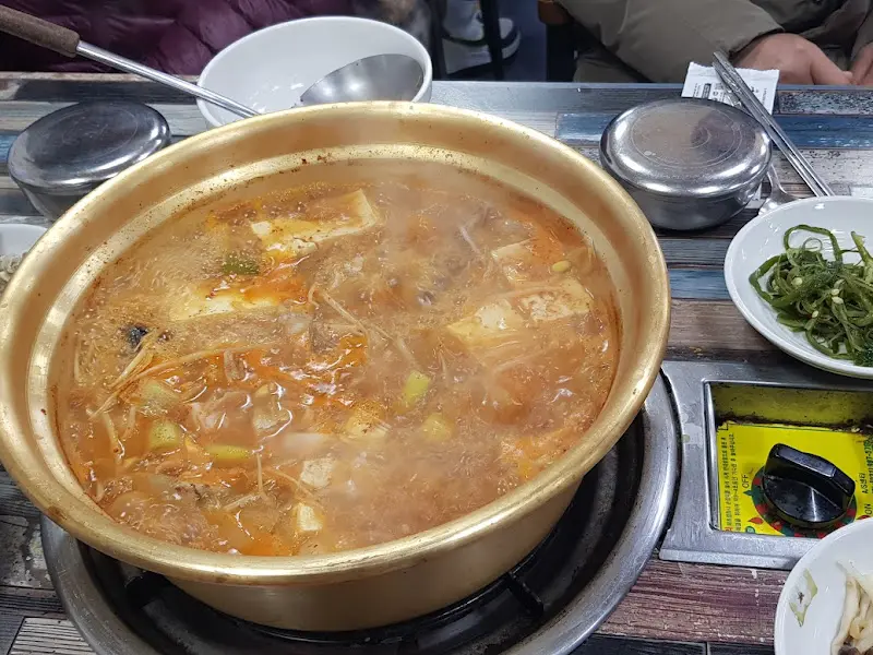 얼큰한 국물의 동태탕