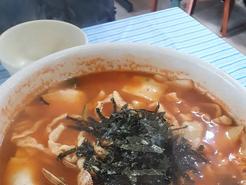 얼큰 칼제비