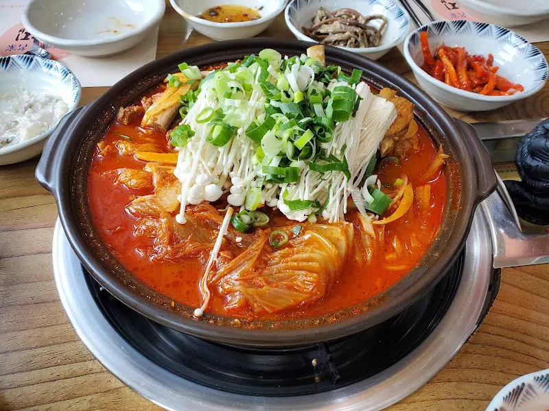 묵은지 등갈비찜 비주얼