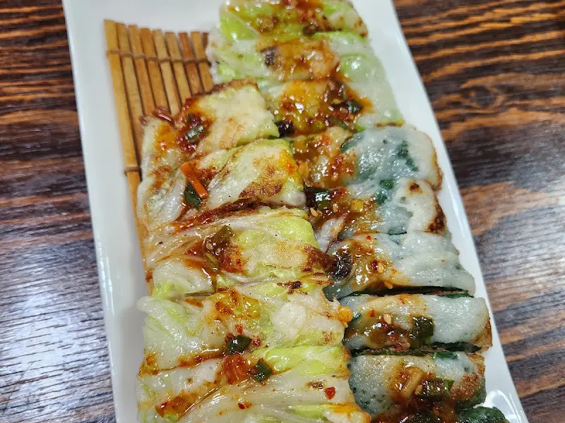 환상적인 비주얼의 배추전