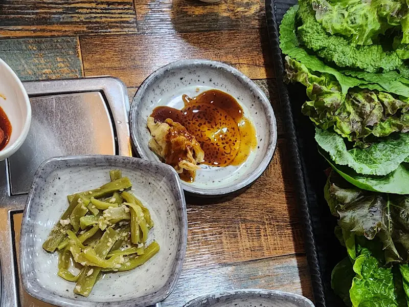 쌈 채소와 밑반찬