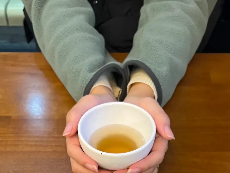 따뜻한 차 한 잔