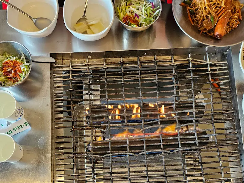 굴구이와 파샐러드