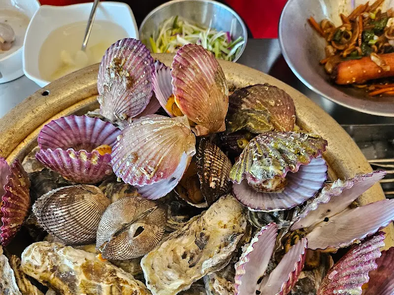 굴 요리 한 상 차림