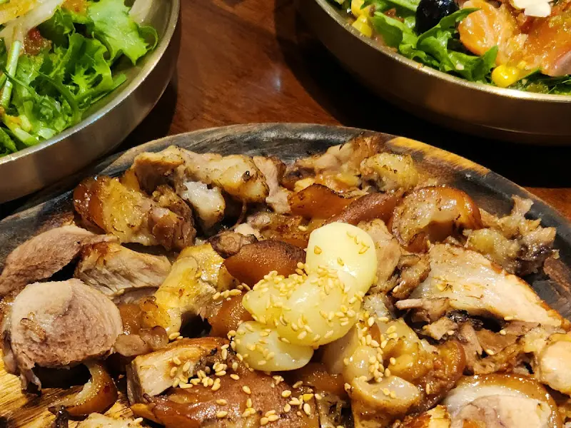 담온의 연어 샐러드