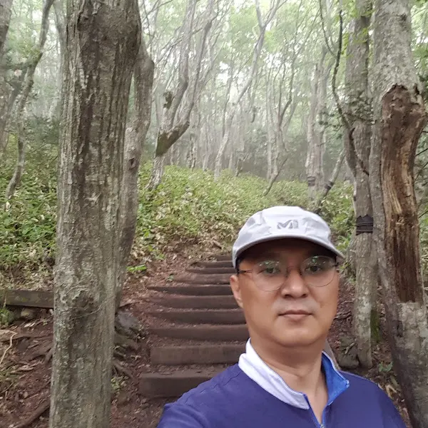 글 작성자의 자화상