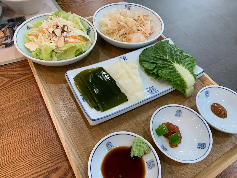 다랭이마을밥상 샐러드