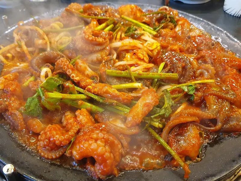 매콤한 쭈꾸미 볶음