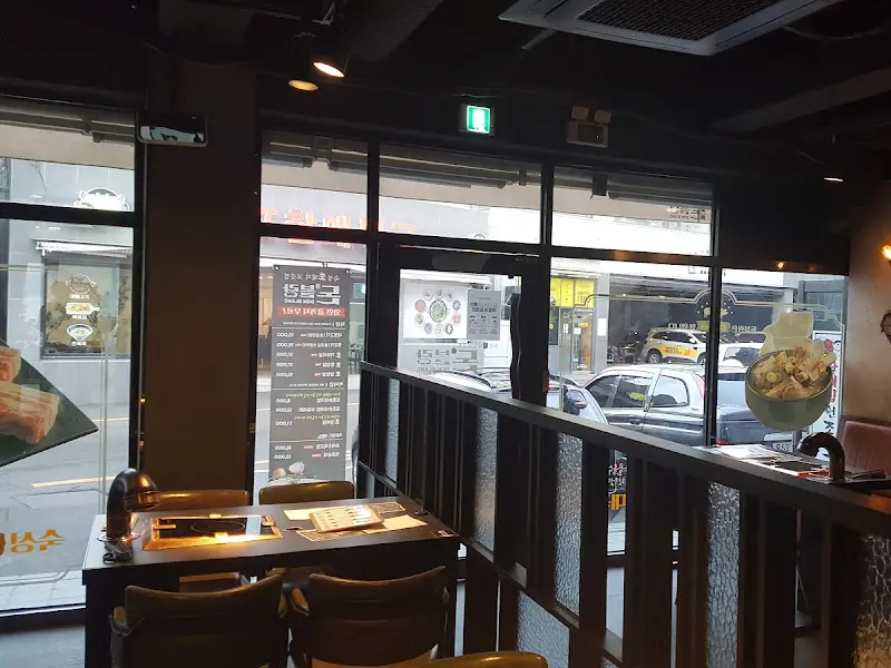 깔끔한 내부 인테리어