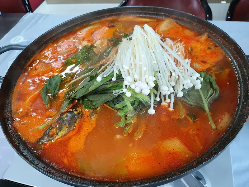 푸짐한 잡어매운탕