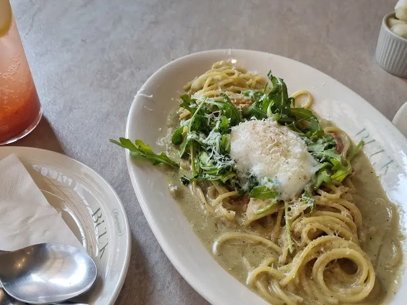 바질 페스토 파스타의 향긋함