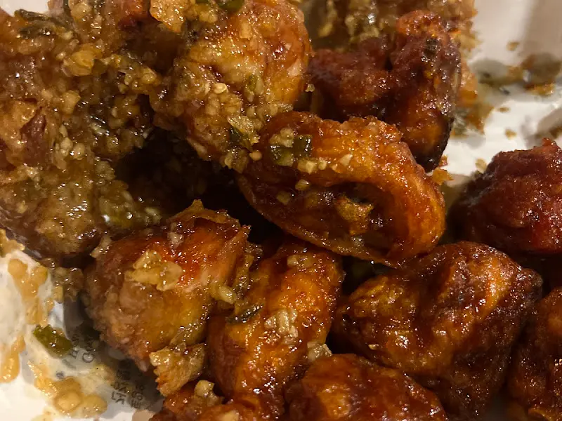 마늘 향이 솔솔 풍기는 교촌치킨