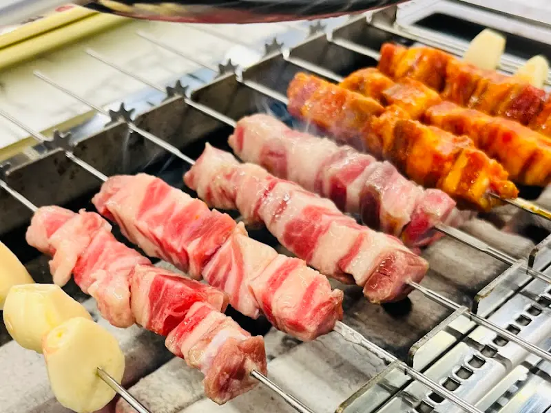 구워지기 전의 양꼬치