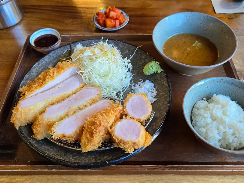 카츠닉의 안심 카츠 단면