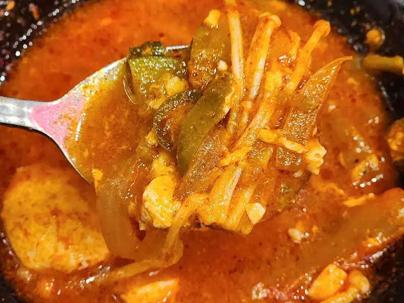 얼큰한 순두부찌개