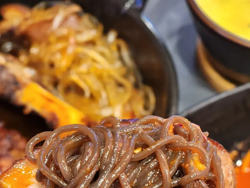 족발과 당면의 환상적인 조화