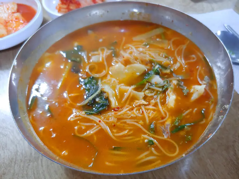 메기빠가 생선국수