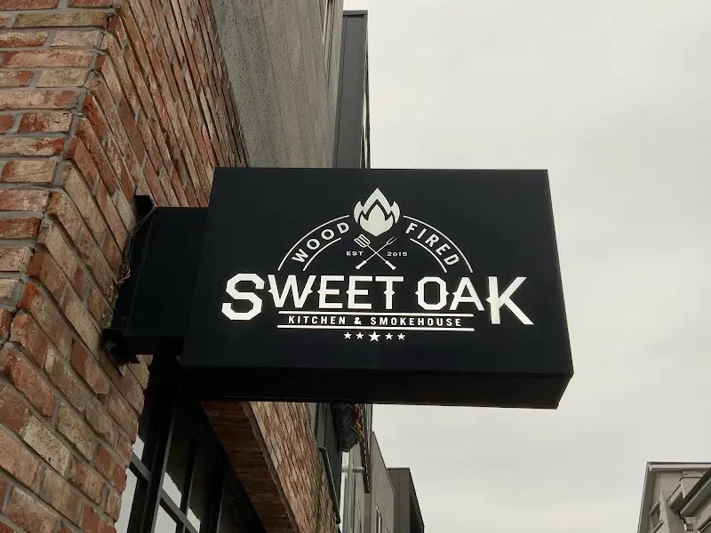 스위트 오크 간판