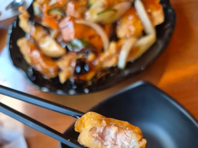 윤기가 흐르는 탕수육