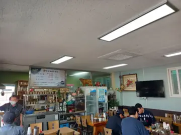 골목길 숨은 보석, 인천 도화동 황성소머리국밥에서 맛보는 정겨운 맛집 한 상