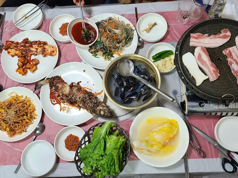 섬마을훈태 한상차림