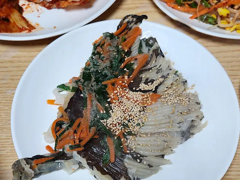 섬마을훈태 홍어