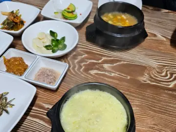정갈한 밥상, 어머니 손맛이 그리울 때 찾는 고창 노포 맛집
