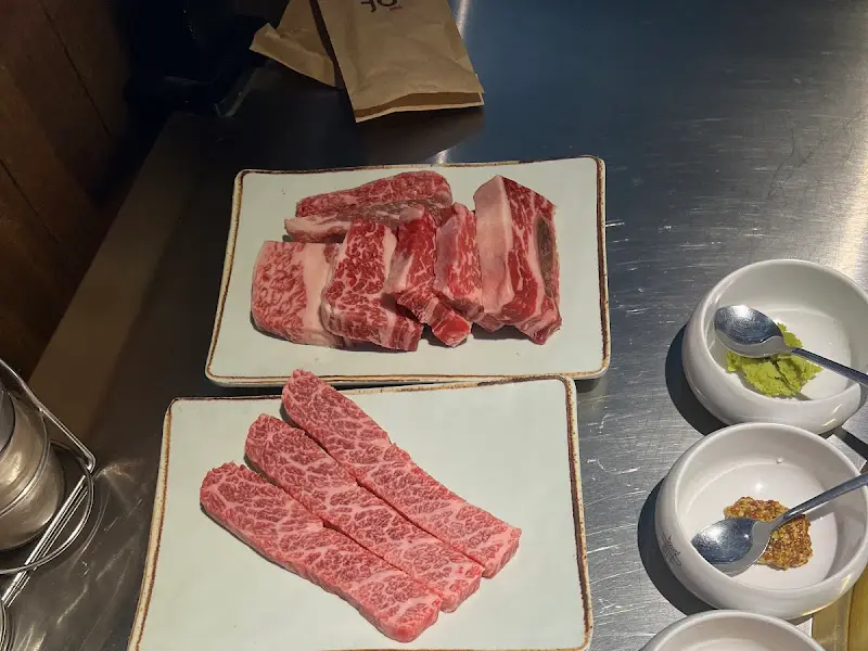 특생갈비와 곁들임 찬