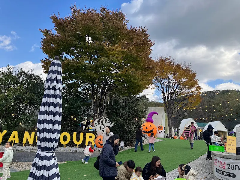 양주르 외부 모습