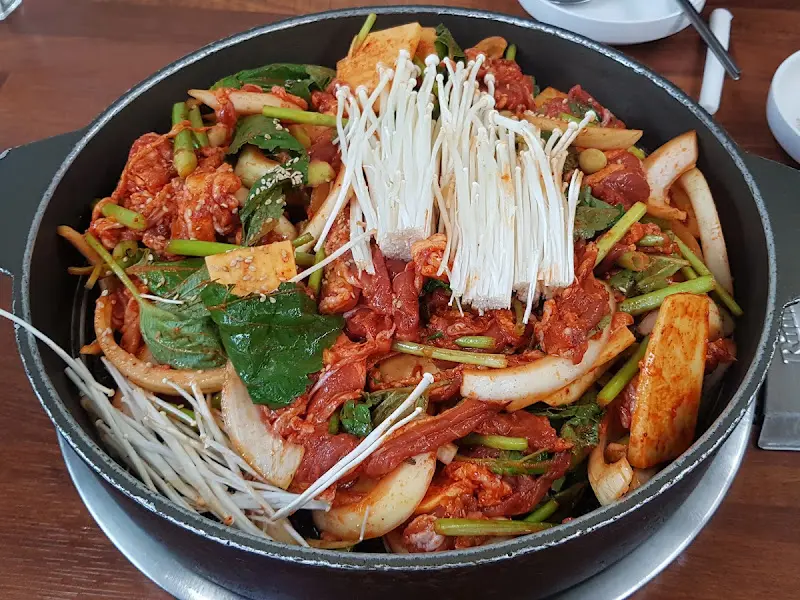 오리주물럭 근접샷