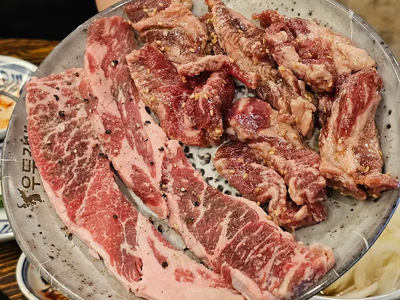 우두갈비의 환상적인 생갈비와 양념갈비 비주얼