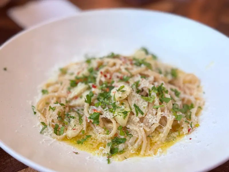 깔끔한 알리오 올리오 파스타