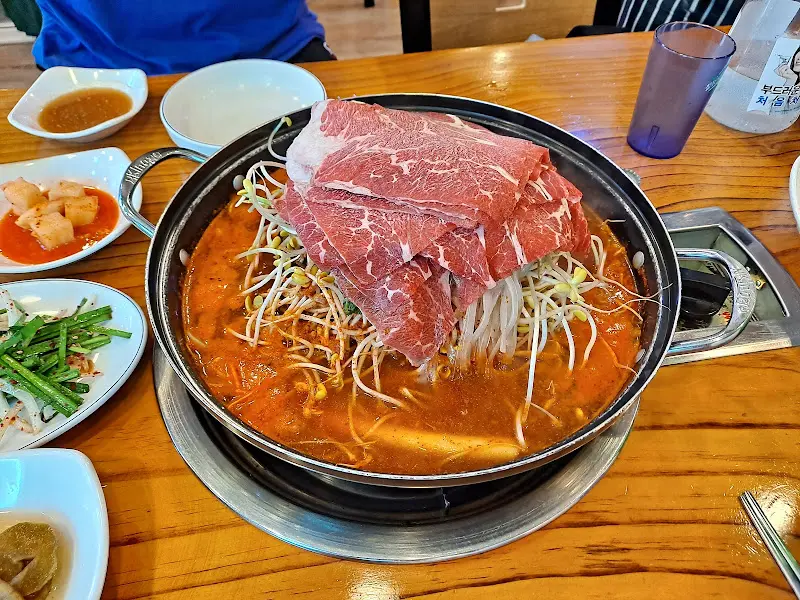 소고기 샤브샤브와 밑반찬