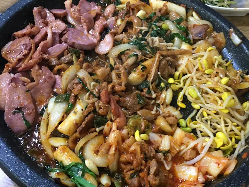 훈제오리의 향연