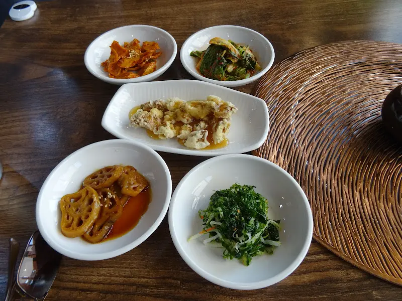 다채로운 밑반찬