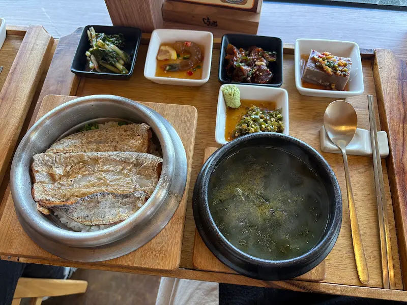 갈치 솥밥 한 상차림