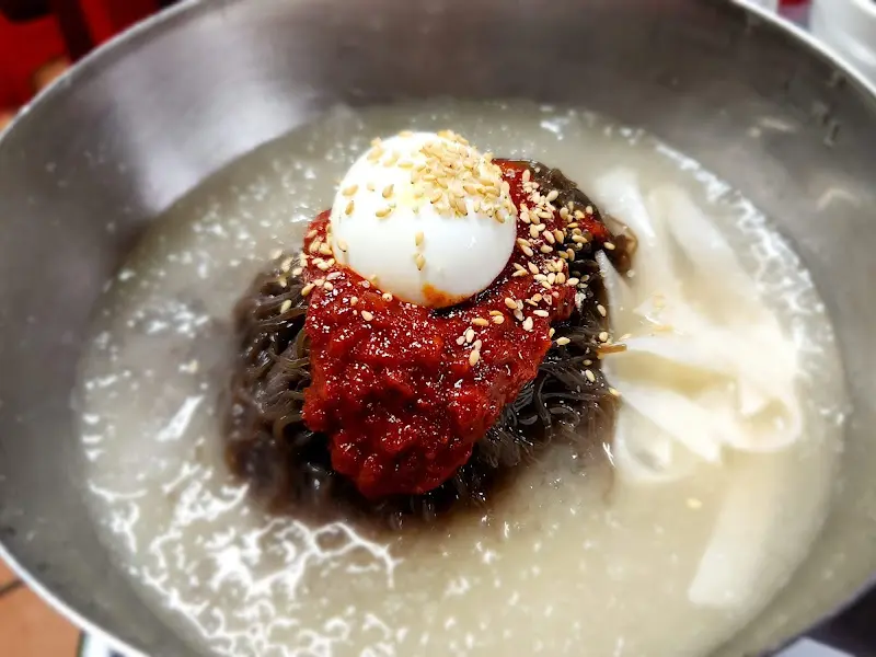 냉면의 모습