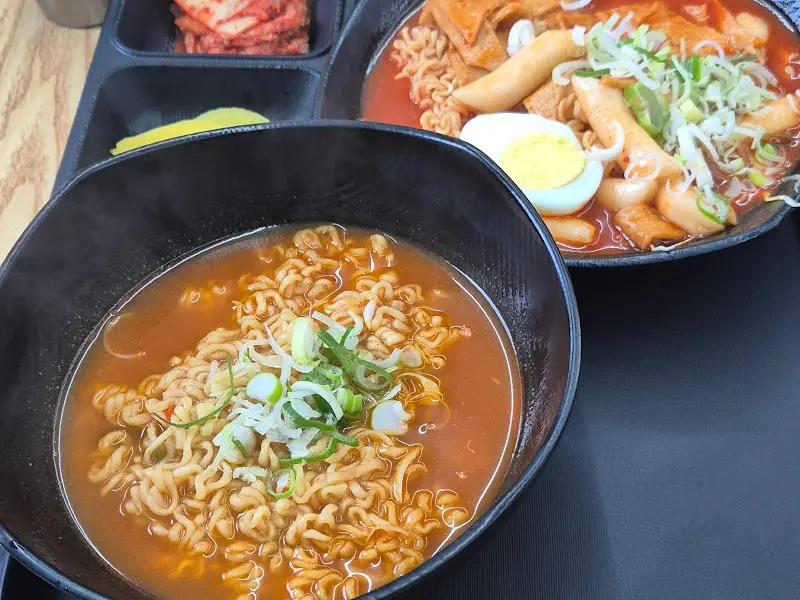 떡볶이와 라면