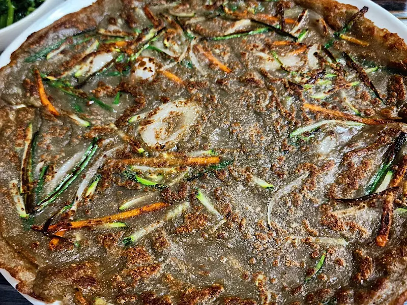 노릇노릇 맛있는 메밀전