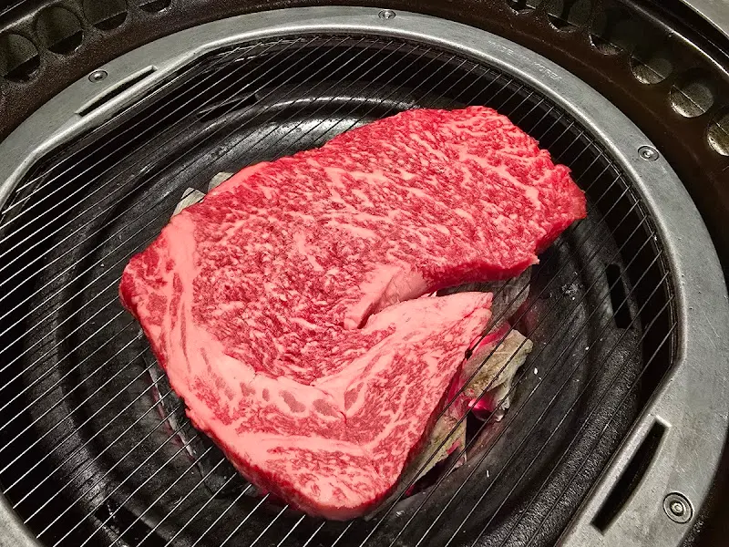 두툼한 한우 등심