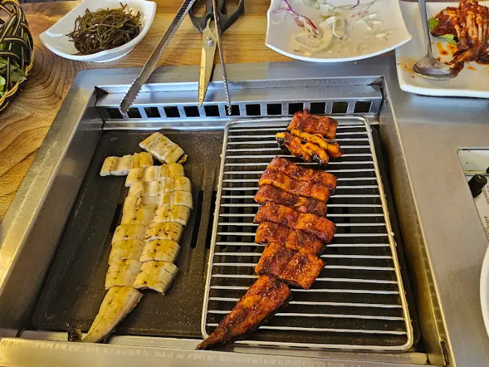 양념구이와 소금구이 장어