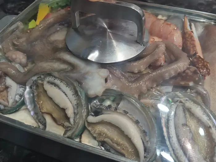 해물찜 조리 전 신선한 해산물