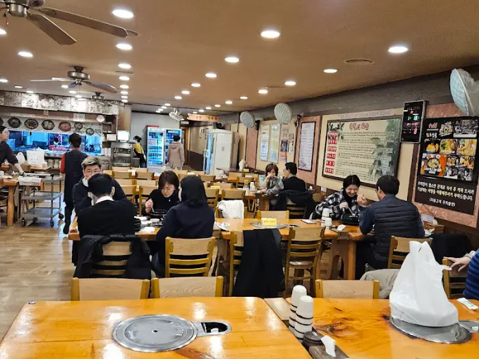 초암골 내부 풍경