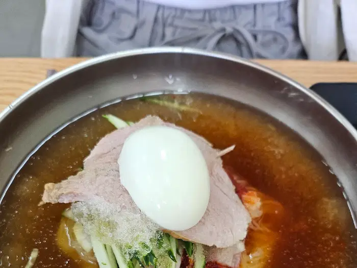 물밀면 클로즈업
