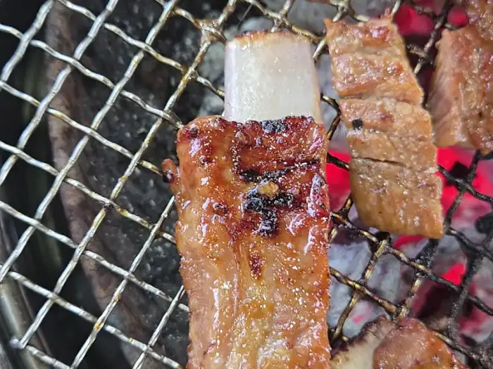 잘 익은 돼지 양념갈비