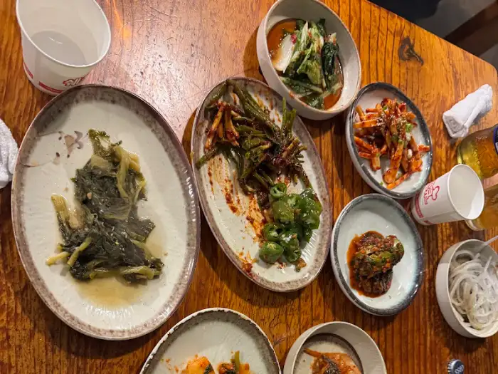 다양한 종류의 밑반찬