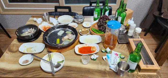 테이블 세팅