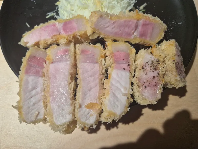 토종돼지 돈가츠 단면