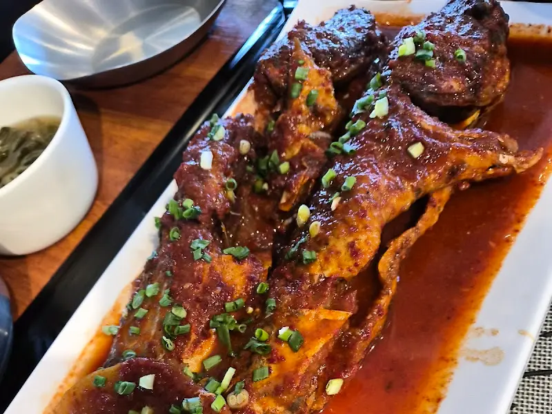 윤기가 흐르는 코다리찜